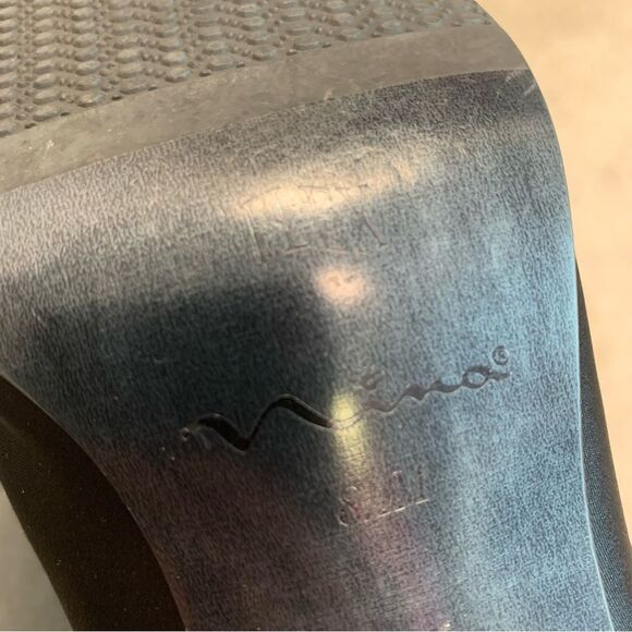 NINA Black satin finish soft stretch heeled boots Sz 8.5 - Picture 7 of 8